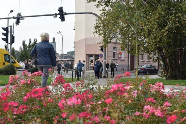 GOSPODARKA KOMUNALNA BIEŻĄCE 58 599 852 zł 41 272 097 zł INWESTYCYJNE W TYM PWiK 7 845 641 zł 17 327 755 zł GOSPODARKA ODPADAMI