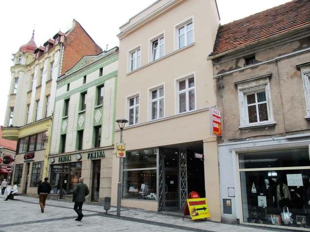 TERMOMODERNIZACJA ORAZ PRZYŁĄCZENIE BUDYNKÓW MIESZKALNYCH WIELORODZINNYCH DO SIECI CIEPŁOWNICZYCH LUB GAZOWYCH LATA REALIZACJI 2014-2017 NAKŁADY PONIESIONE W ROKU