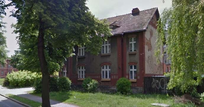 PRZEBUDOWA I REMONT BUDYNKU MIESZKALNEGO PRZY UL. GEN.