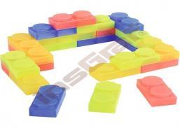 7x cm 7 Klocki tradycyjne w pudełku transparentnym typu middle box, różnorodne kształty, dzięki czemu pozwalają tworzyć ciekawe