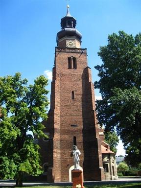 Późnobarokowy kościół Świętego Krzyża, dawny zbór luterański (XVIII w.