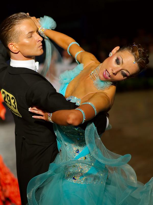 ANDRZEJ SADECKI KARINA NAWROT