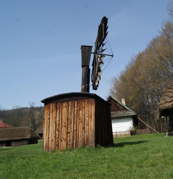 III. PODSUMOWANIE W przypadkach budynków wyposażonych w instalację odgromową i występującej konieczności jej demontażu należy po zakończeniu robót remontowo