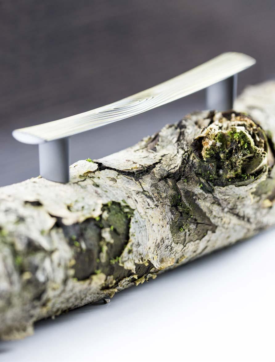 Uchwyt z okładki Wood nowe frezowanie inspirowane naturą Inspiracja naturą to trend w światowym designie zdobywający coraz większe uznanie odbiorców.