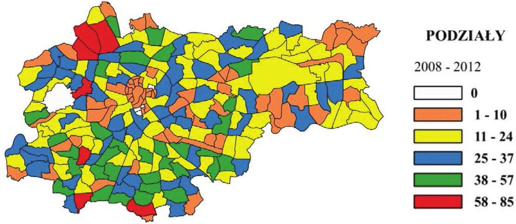 Percentage of real estate divisions reported in Krakow on the background of the individual cadastral units Rysunek 6.
