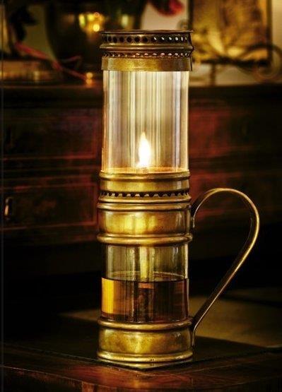 Lampa naftowa Kopalnia w Bóbrce Założona w