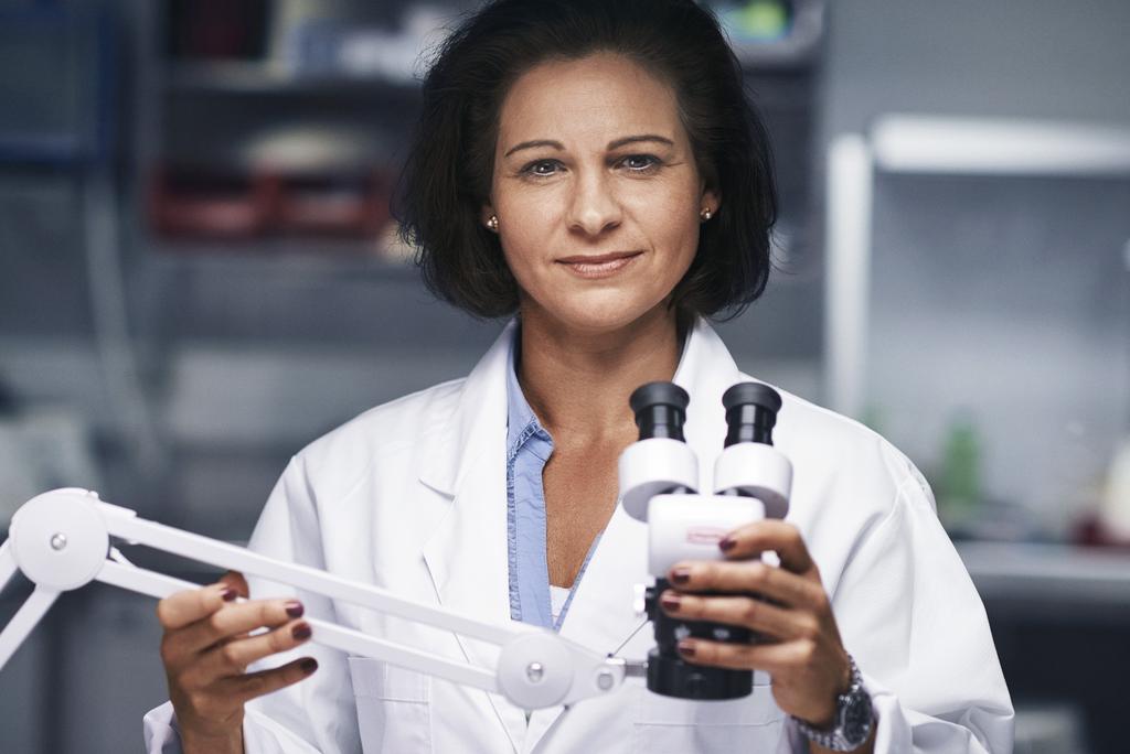 PROTETYKA CHIRURGIA 7 Okluzja w diagnostyce, planowaniu i leczeniu zaburzeń funkcjonalnych i estetycznych narządu żucia. Zarządzanie tkankami miękkimi w leczeniu implantologicznym. Dr hab. n. med.