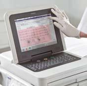 Sprawne działanie i jakość Automatyczne usprawnienia Elektrokardiograf PageWriter TC50 to kompaktowe urządzenie z dużym, nowoczesnym ekranem dotykowym, wyposażone w zaawansowane