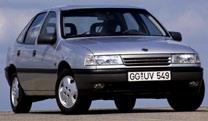 Historia modelu 1988-1992: Vectra A OPEL INSIGNIA 1992-1995: Vectra A FL W początkowym okresie ten zaawansowany model sprawiał wiele problemów mechanikom.