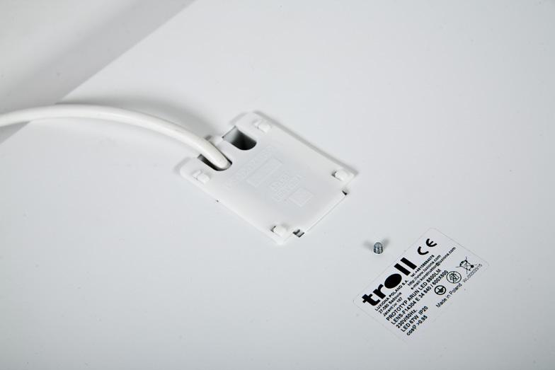 Thanks to its innovative optics Aruna perfectly fits to be used in offices-especially to work with computers.