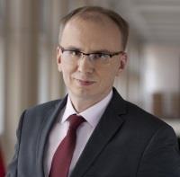 Prace są prowadzone przez Joint Research Centre Institute of Prospective Technological Studies (JRC-IPTS) w Sewilli przy współpracy z Technicznymi Grupami Roboczymi (TGR), składającymi się z