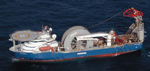 J. Herdzik Rys. 8. Statek do uk adania ruruci gów podwodnych Seven Mavica Fig. 8. Pipelay vessel Seven Mavica [www.subsea7.com] Rys. 9.