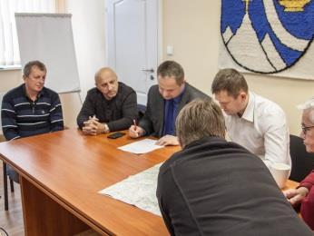 2,90 3,92 Liczba NGO na 1 000 mieszkańców 0,45 0,42 Aktywność czytelnicza (liczba zapisanych czytelników na 100 mieszkańców) 16,07 15,44 Jako kluczowe zjawisko