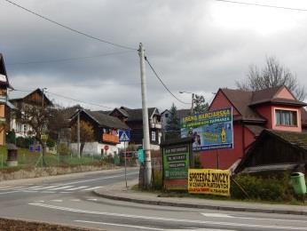 Rysunek 21. Szczawnica Niżna Źródło: Peridea oraz Google.pl/maps 5.1.2. Podobszar 2: Szczawnica Centrum Podobszar rewitalizacji Szczawnica Centrum położony jest na terenie dwóch jednostek urbanistycznych uznanych za zdegradowane tj.