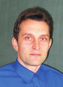 czeniowe) zu ycie elementów. Do rozwi¹zania problemu wykorzystano metodê elementów skoñczonych.