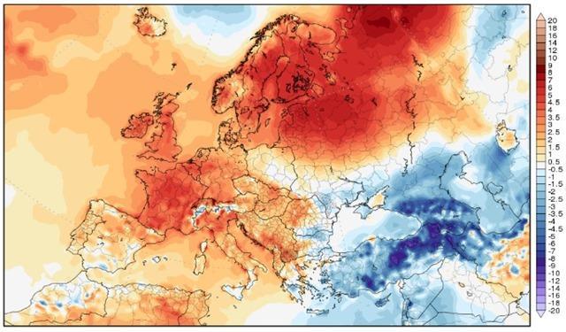 c): Spodziewane wielkości opadów atmosferycznych w Polsce i krajach europejskich w