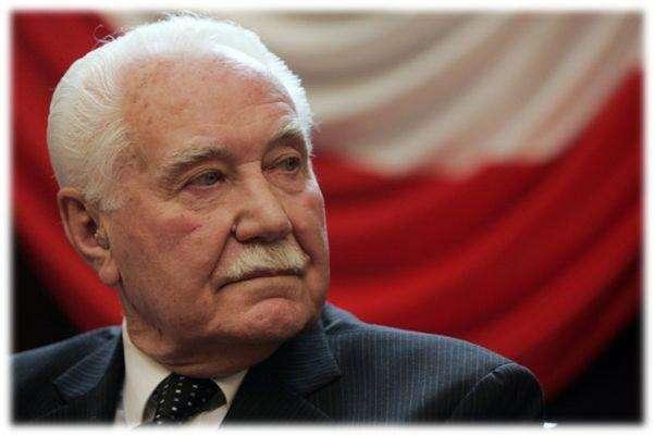 Prezydent RP na Uchodźstwie Ryszard Kaczorowski przysłał list z życzeniami, by szkoła, która