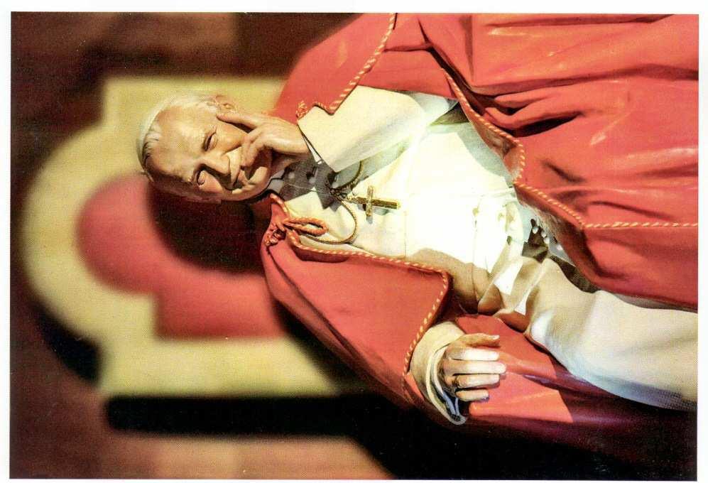 Jana Pawła II naturalnej wielkości. IV MIĘDZYNARODOWY ZLOT KOLEKCJONERÓW. Giełda pamiątek po Janie Pawle II.