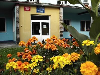 Historia ZSS w Suchym Borze Z dniem 1 września 2000 roku zostaje powołany Zespół Szkół Specjalnych przy Sanatorium Rehabilitacyjnym dla Dzieci i
