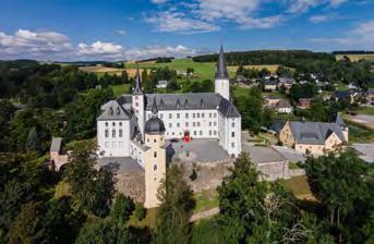 Stylowe wnętrze w Pensjonacie»Zur königlichen Ausspanne«Domy wakacyjne w zamku Pillnitz Wyspa zamkowa Moritzburg Zamek Hohnstein 33