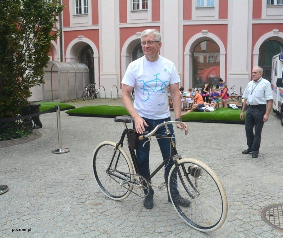 POZNAŃ PRZED AUDYTEM BYPAD PAŹDZIERNIK 2015 Prezydent i Zastępca Prezydenta to codzienni rowerzyści Oficer rowerowy