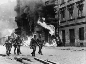 Powstanie w getcie " 19 kwietnia 1943 r. o godz. 6.00 rano oddziały niemieckie dowodzone przez szefa warszawskiej SS i policji płk.