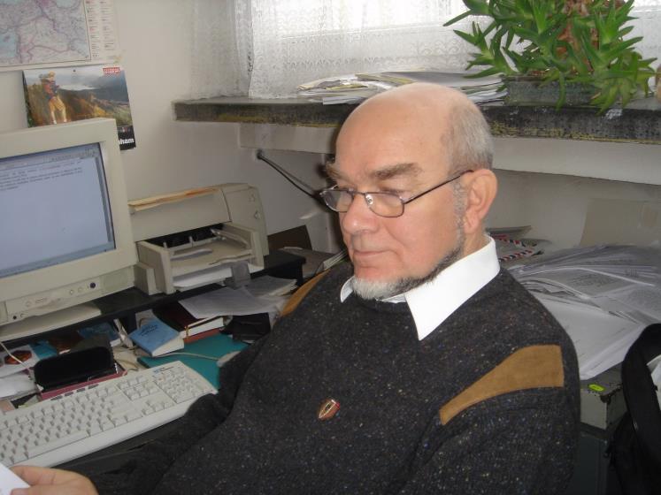 Profesor Krzysztof Fiałkowski w