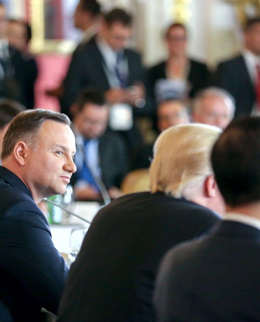 O konieczności poprawy infrastruktury pomiędzy krajami regionu, bezpieczeństwie energetycznym, współpracy naukowej i ewentualnych profitach z wymiany handlowej Jedwabnego Szlaku.