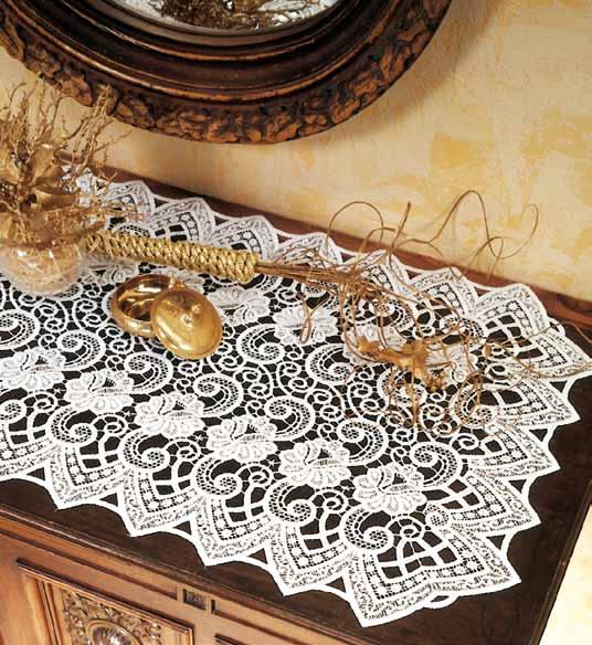 Obrusy & biezniki gipiurowe Guipure lace tablecloths and table runners