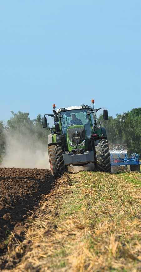 fendt.com/training PRZETESTOWANA WYDAJNOŚĆ Sprawdzona wydajność. Większa wydajność i osiągi Wszystko to, co najlepsze w maszynach Fendt tworzy Efektywną Technologię Fendt (Fendt Efficient Technology).