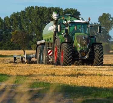 Fendt 900 Vario 927 930 933 936 939 Silnik Moc znam. (ECE R24) kw / KM 199 / 270 221 / 300 243 / 330 265 / 360 287 / 390 Moc maks.