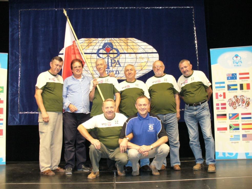 Piekarczyk Drużyna Tarnowskie Góry na Mistrzostwach Europy Sankt Vith Belgia 2013 od lewej: