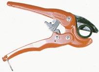 NARZĘDZIA Tną rury gładko i pod kątem prostym Łatwe w użyciu; możliwość wymiany noża Cęgi do cięcia rur PE i PVC Nr kat. 6050 Nr kat.