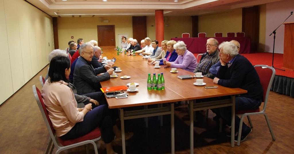 i Kartograficznego - Kryteria dokładnościowe oceny zgodności wybudowanego projektu z projektem oraz nowe zasady koordynacji usytuowania projektowanych sieci uzbrojenia terenu.
