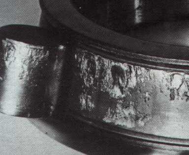 90 W. Mironiuk 1. INTRODUCTION While operating a ship s gas turbine engine friction elements like engine bearings play a main role.