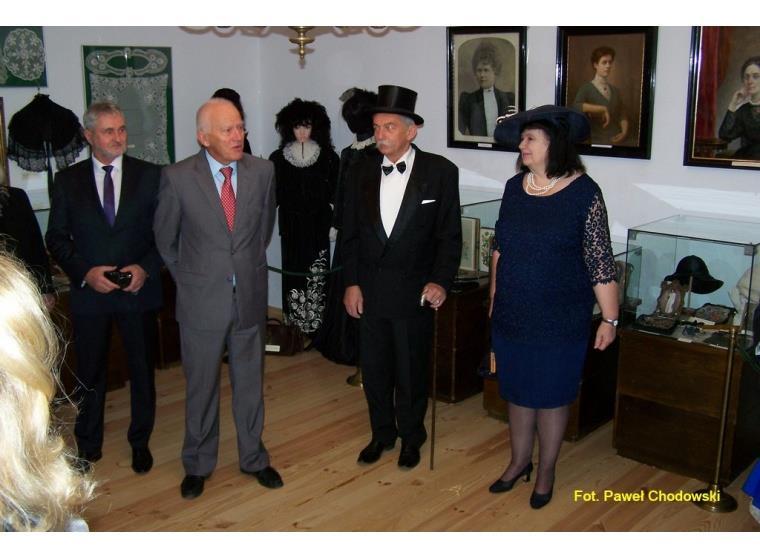 Tematem przewodnim sesji było życie codzienne ziemiaństwa polskiego w XIX i XX wieku. Tradycyjnie było to dwudniowe wydarzenie.