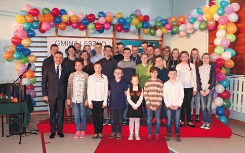 Podczas gali uhonorowano najpierw sportowców, którym zostało przyznane stypendium sportowe, następnie nagrody wręczono najlepszym sportowcom 2016 roku w kategoriach Szkoła podstawowa i Gimnazjum.