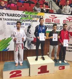 SPORT 19 Sukcesy Jakuba Rybarczyka w taekwondo olimpijskim Uczeń Gimnazjum w Lesznie Jakub Rybarczyk odnosi sukcesy w taekwondo olimpijskim.