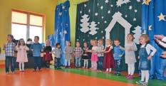 Dzieci ze wszystkich grup podziękowały swoim Babciom i Dziadkom za opiekę, ciepło i bezwarunkową miłość, prezentując bogaty i urozmaicony program artystyczny.