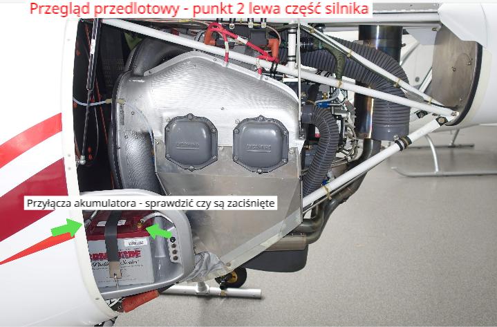 lewego luku silnika, b) jedna ze stron kursu. 5.