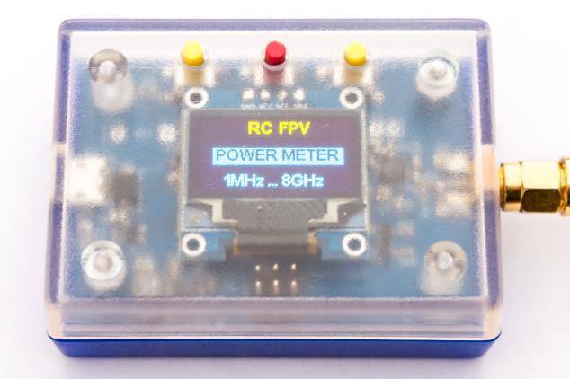 Miernik mocy w.cz nadajników RC i FPV 1 MHz 8 GHz 1. WSTĘP Miernik mocy w.cz jest ważnym narzędziem pomiarowym każdego użytkownika aparatury RC, w tym LRS czy nadajnika video FPV.