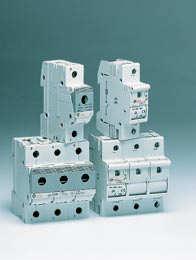 Rozłączniki bezpiecznikowe Seria LT i L Wyłączniki nadprądowe Zastosowanie Własności rozłączników LT V 08 N 097 ertyfikaty Pełni funkcję zabezpieczenia przed prądem przeciążeniowym oraz może służyć