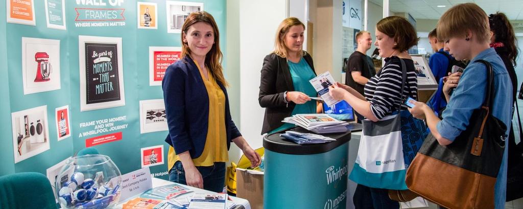 Pracodawcy Uniwersyteckie Targi Pracy przede wszystkim dają pracodawcom możliwość pozyskania przyszłych pracowników.