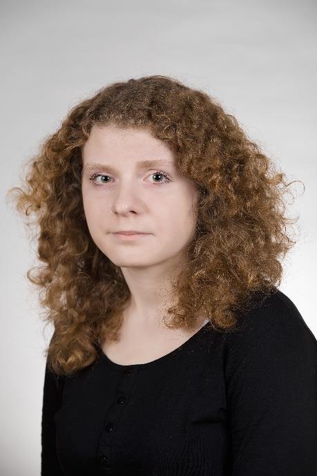 matematycznojęzykowa, średnia 5,06,  Elżbieta