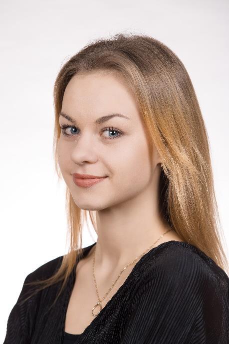 Magdalena Trębacz absolwentka klasy IIIa, klasa