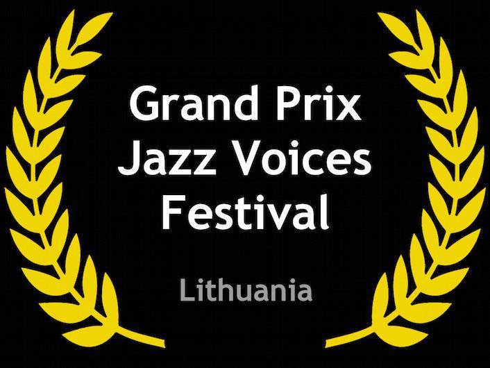 Nagroda dla Największej Indywidualności Konkursu "Lotos Jazz Festival - Bielska Zadymka Jazzowa 2010". I miejsce w konkursie "Międzynarodowe Spotkania Wokalistów Jazzowych w Zamościu" w 2007 roku.