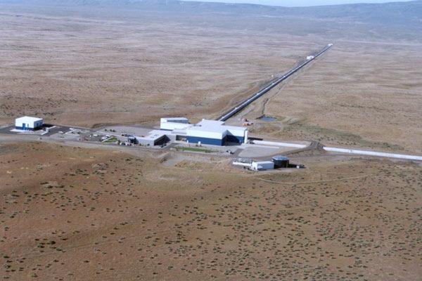 Detektor LIGO Laser