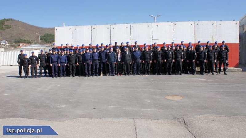 Marek Dzierżęga gościli na terenie bazy Camp Charlie w Mitrowicy, gdzie stacjonuje XXVI Rotacja Jednostki Specjalnej Polskiej Policji w Kosowie. 29 marca br.