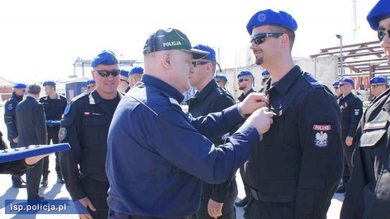 Ponadto Komendant Główny Policji nadinsp. dr Jarosław Szymczyk wyróżnił wybranych policjantów nagrodami motywacyjnymi.