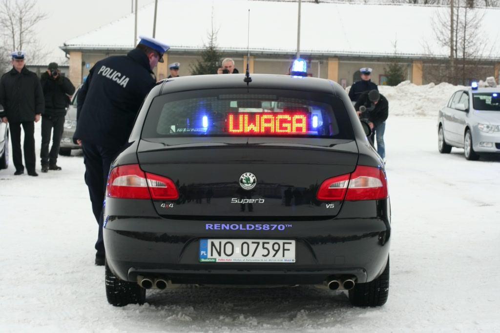 11 z 30 2012-03-09 22:27 - modulator dźwięków ostrzegawczych firmy Elfir Zura 6120 - głośnik